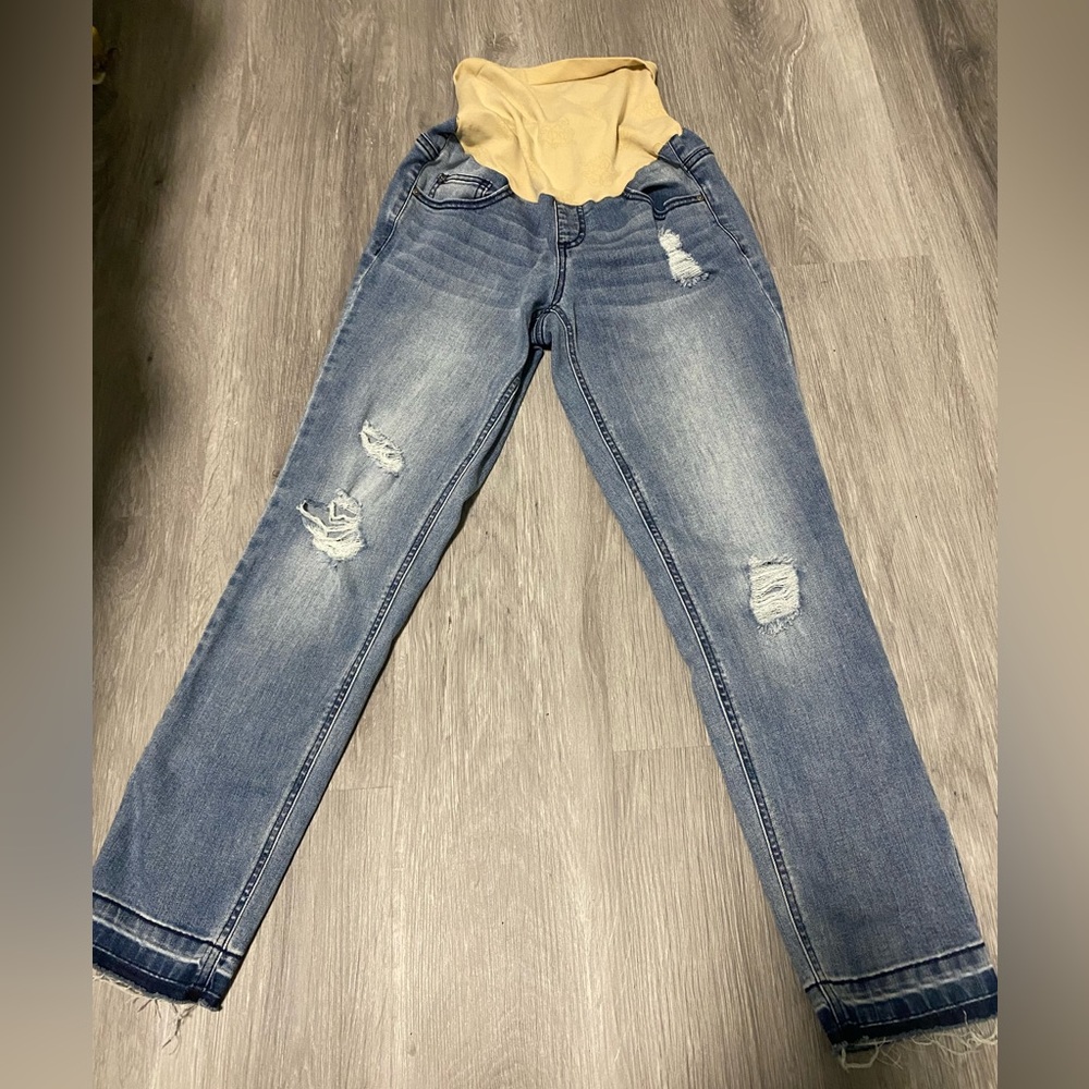 Jessica Simpson maternity size small ripped jeans